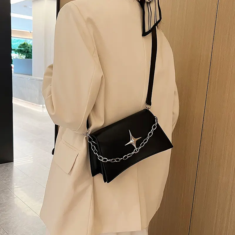 Simple Solid Color Pu Leather Women's Shoulder Bag Fashion Design Chain Ladies Purse Handbags Cool Stars Female Crossbody Bags