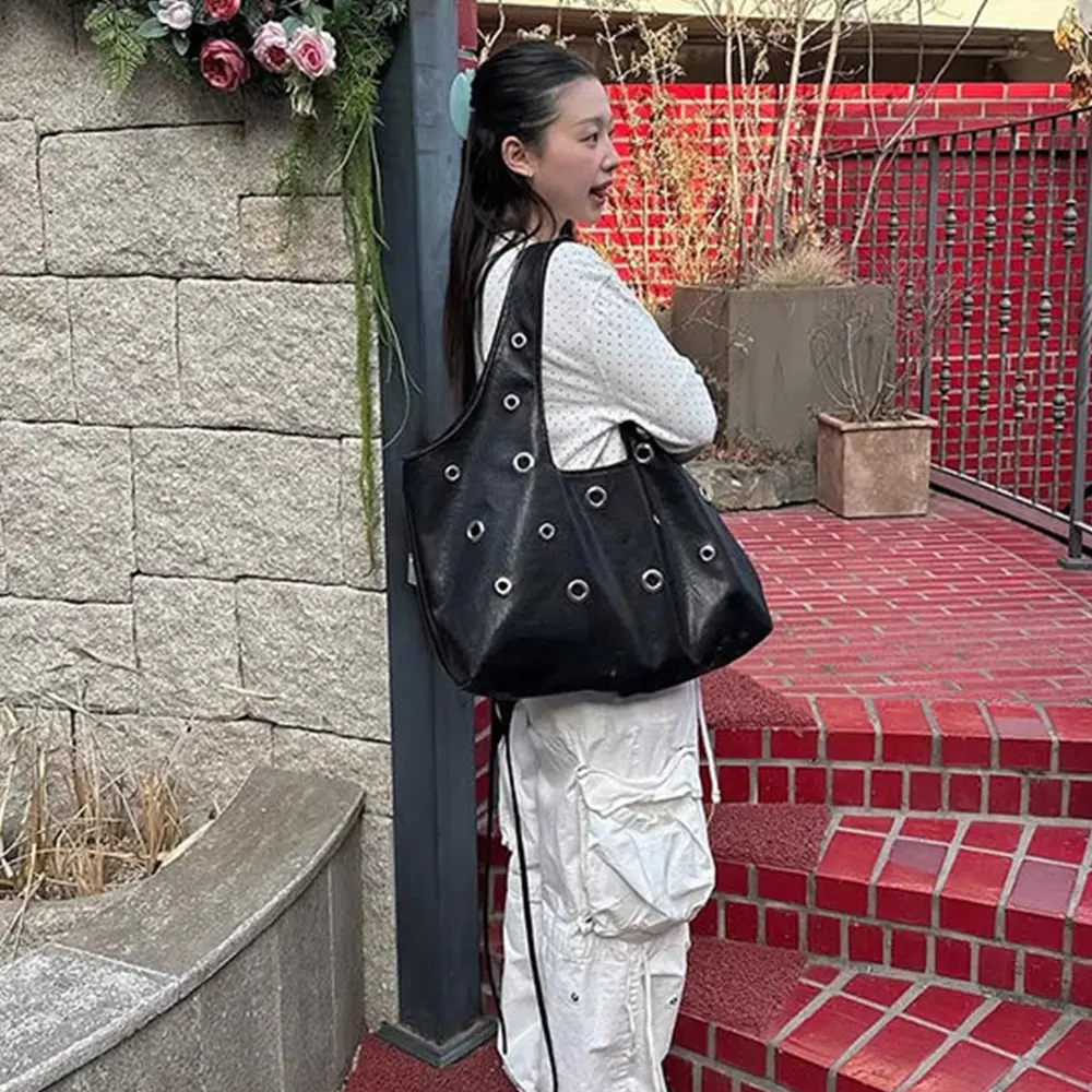 Punk Hollow Rivet Shoulder Bag PU Leather Tote Bags for Women Luxury Studded Handbags and Purses Designer Bag NEW Shopper Female
