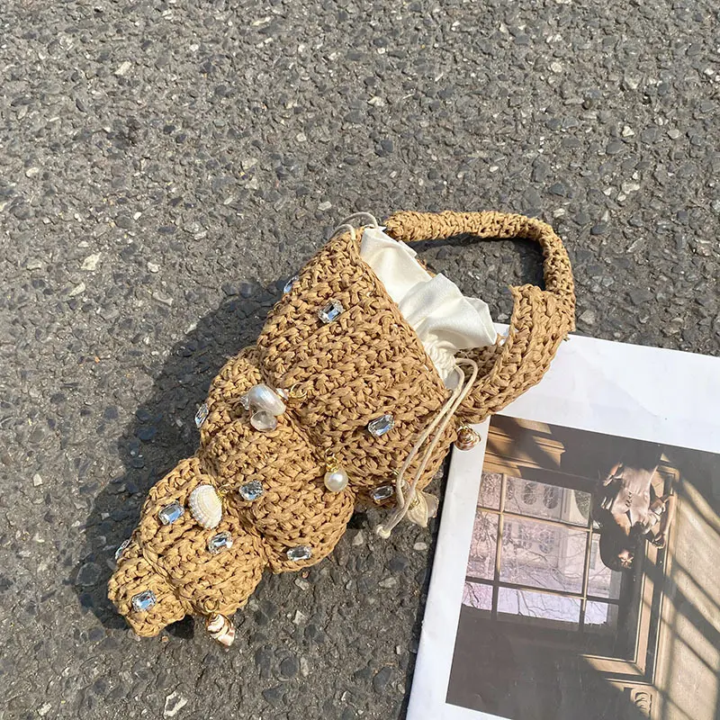 Luxury Conch Straw Bag Diamond Shell Beach Bags for Women Handbag Summer Crochet Woven Croissant Bag Handmade Ice Cream Clutch