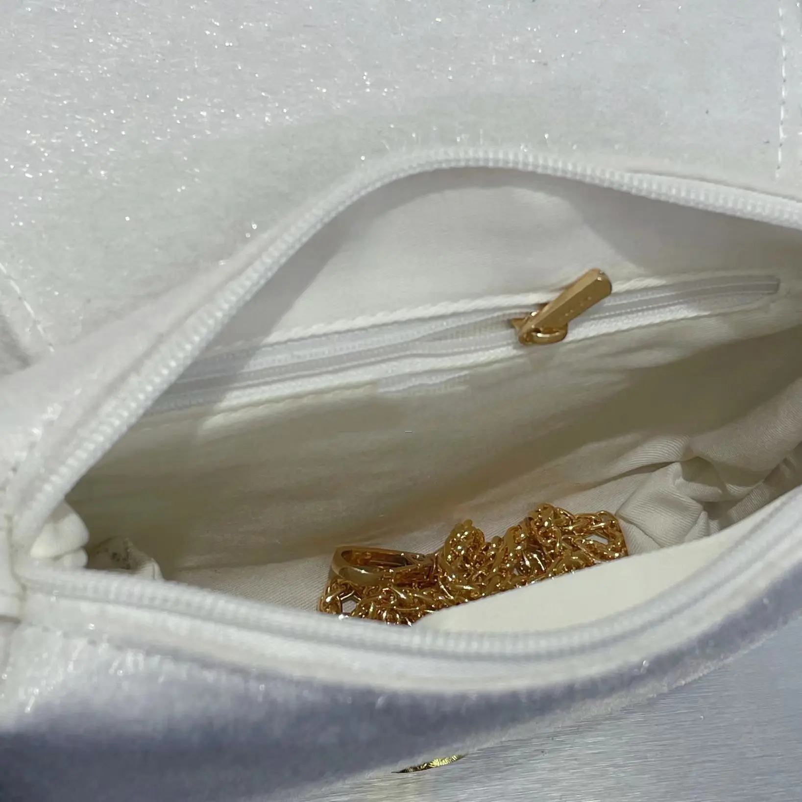 Luxury Feathers Handbags Designer Rhinestone Evening Bags for Women Diamond Shoulder Crossbody Bag Pearl Faux Fur Wedding Purses