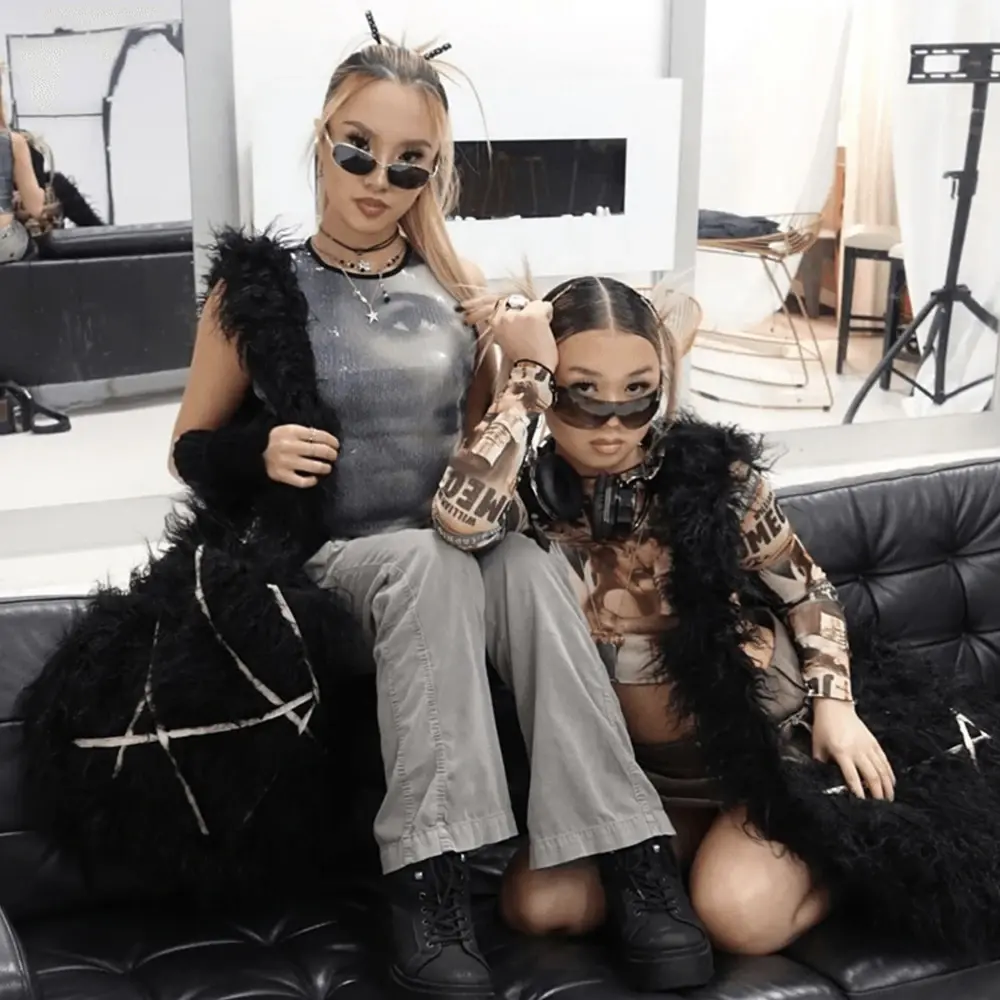 Millennium Y2K Faux Fur Crossbody Bags Designer Fluffy Plush Women Bag Spice Girl Style Shoulder Bag Sweet Girls Soft Tote Chic