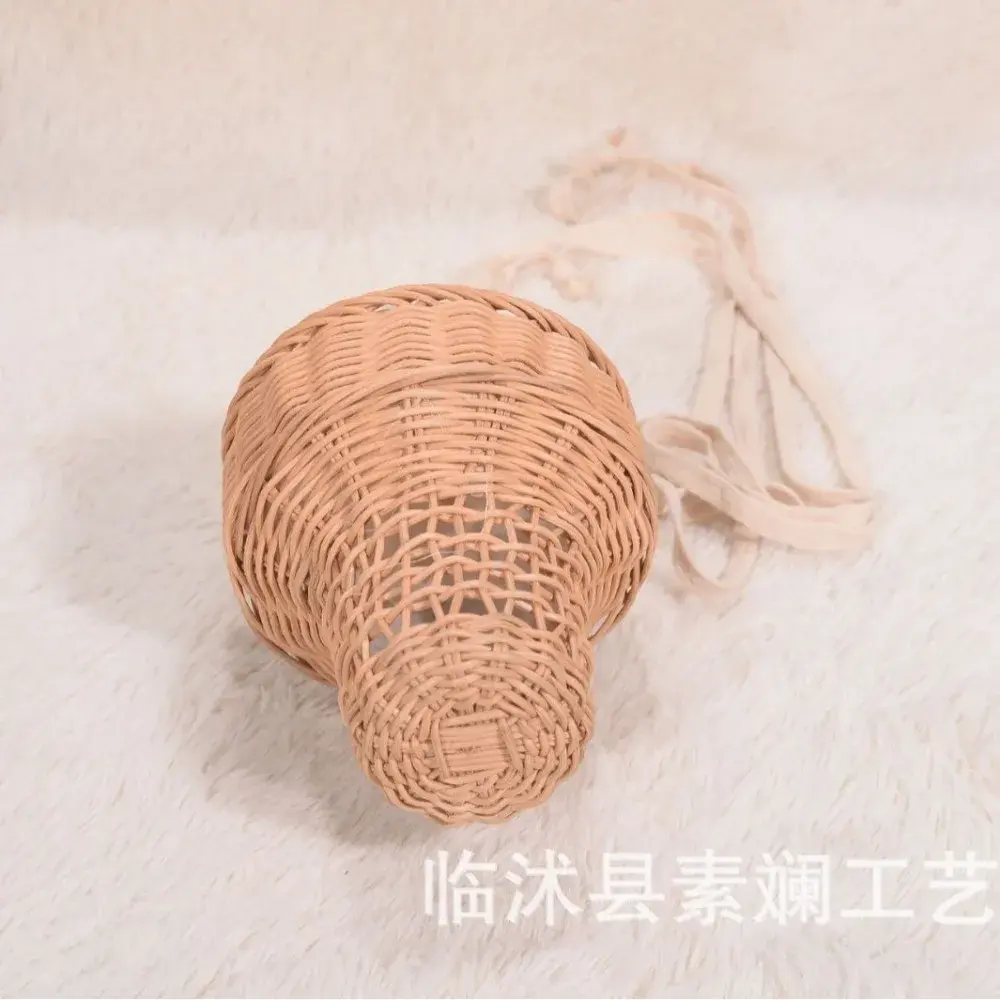 Cute Ice Cream Rattan Bag Handbags Bohemian Wicker Woven Straw Bag Hollow Funny Purses for Women 2025 Shoulder Bags Beach Bags