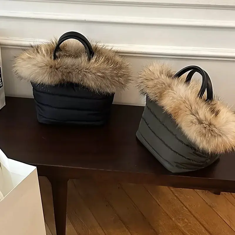 Fluffy Space Cotton Bucket Bag Luxury Designer Padded Handbags Nylon Quilting Shoulder Bag Down Faux Fur Bags for Women 2025 New