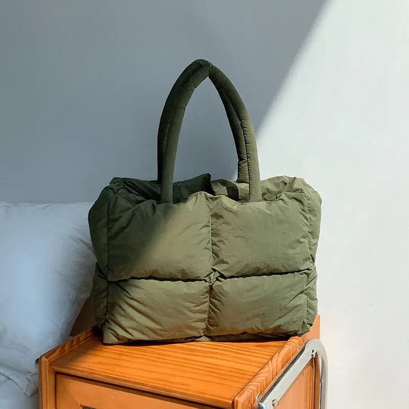 Puffy Space Cotton Tote Designer Bags for Women Quilted Shoulder Bag Soft Padded Handbags 2025 New Down Shopper Purses Clutch