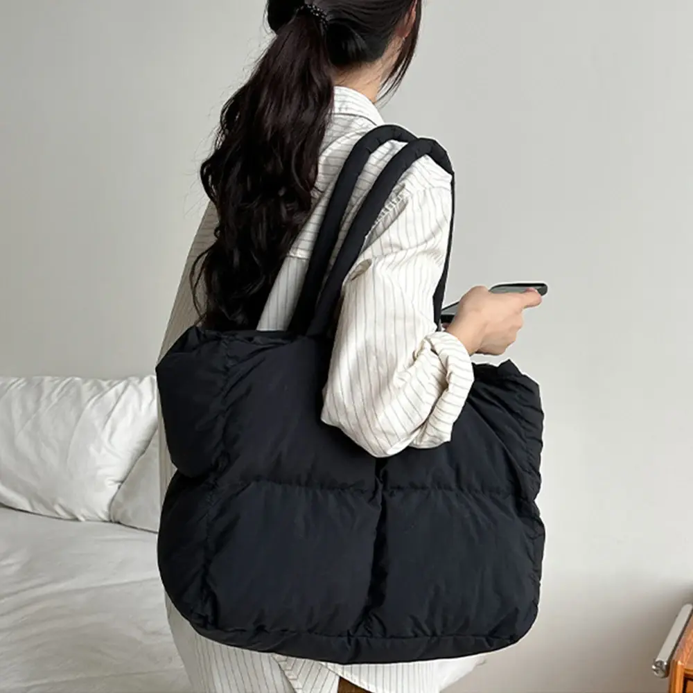 Puffy Space Cotton Tote Designer Bags for Women Quilted Shoulder Bag Soft Padded Handbags 2025 New Down Shopper Purses Clutch