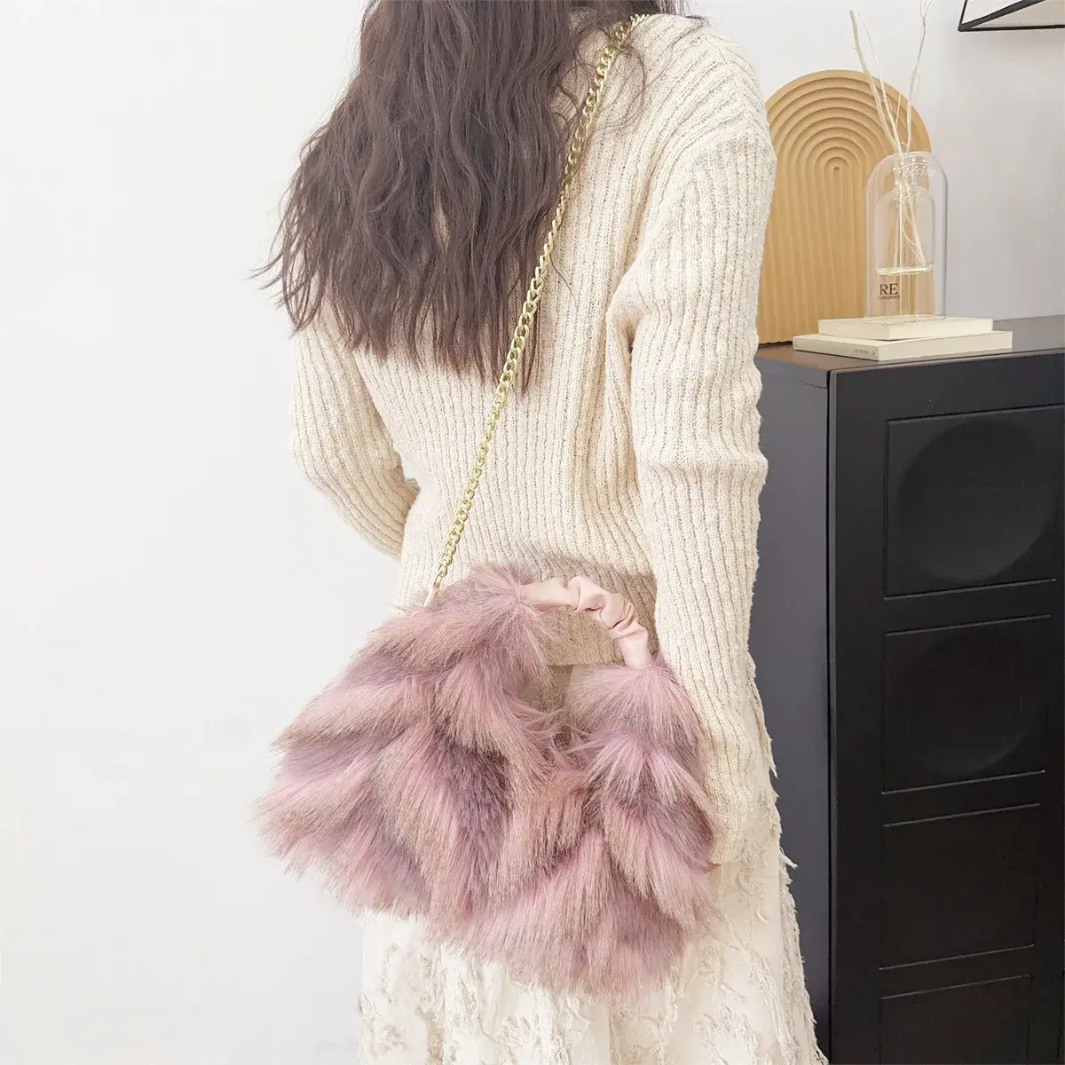 Fluffy Faux Fur Bags for Women Luxury Soft Plush Shoulder Crossbody Bag Half Moon Women's Handbags 2025 Winter Warm Shopper Tote