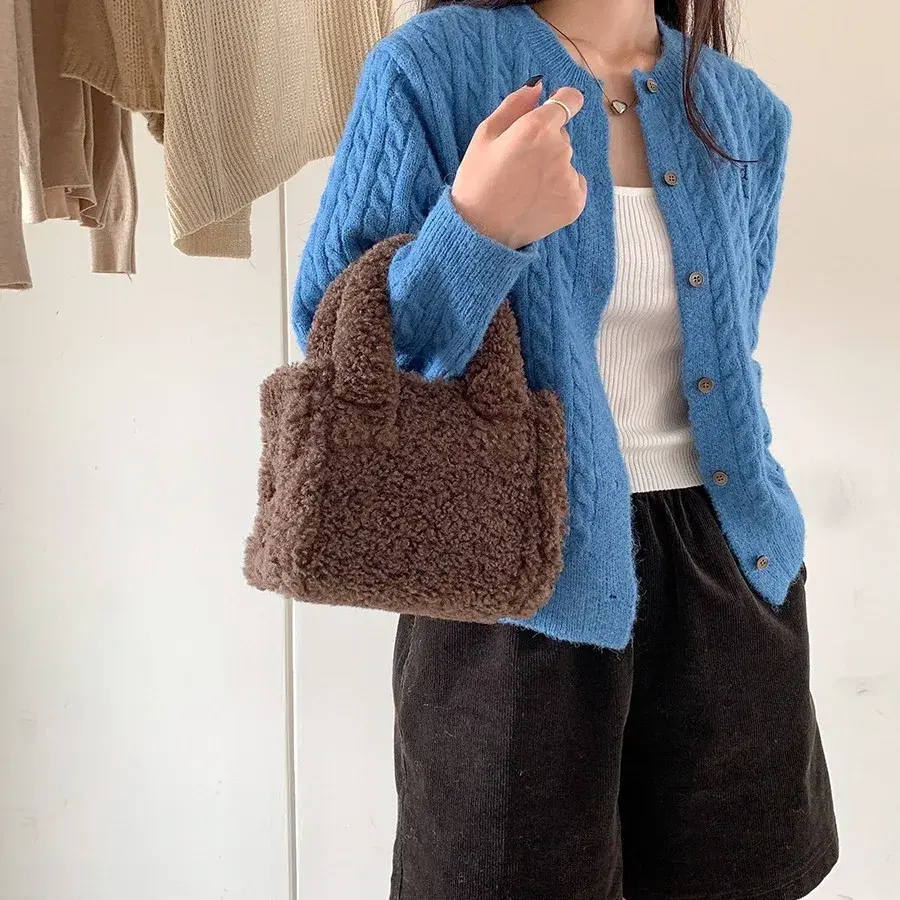 Mini Lambswool Tote Bag Casual Faux Fur Bags for Women Handbags Warm Plush Shoulder Crossbody Bags Small Flap Phone Purses Chic