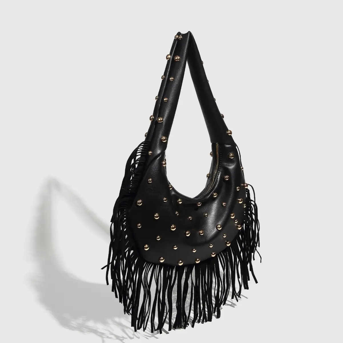 Half Moon Tassel Cloud Bag Fashion Rivet Shoulder Bags for Women Soft PU Leather Handbag and Purses Punk Underarm Bag Clutch NEW