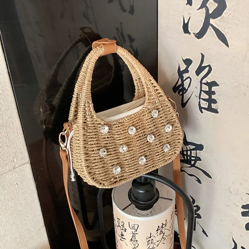 Diamond Woven Straw Bag Summer Travel Beach Bags for Women Handbags 2025 Bohemian Clip Shoulder Crossbody Bag Knitted Clutch NEW