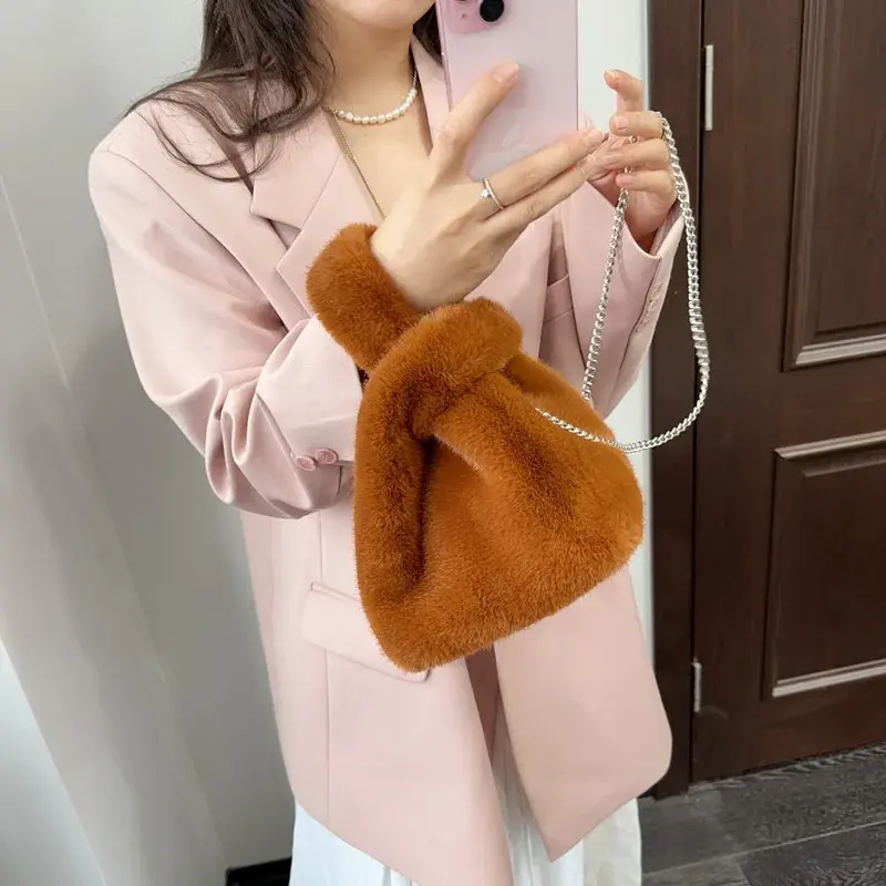 Fluffy Faux Mink Fur Bag Winter Tote Bags for Women Handbags Soft Warm Wrist Bag Chains Shoulder Crossbody Bags Mini Clutch New