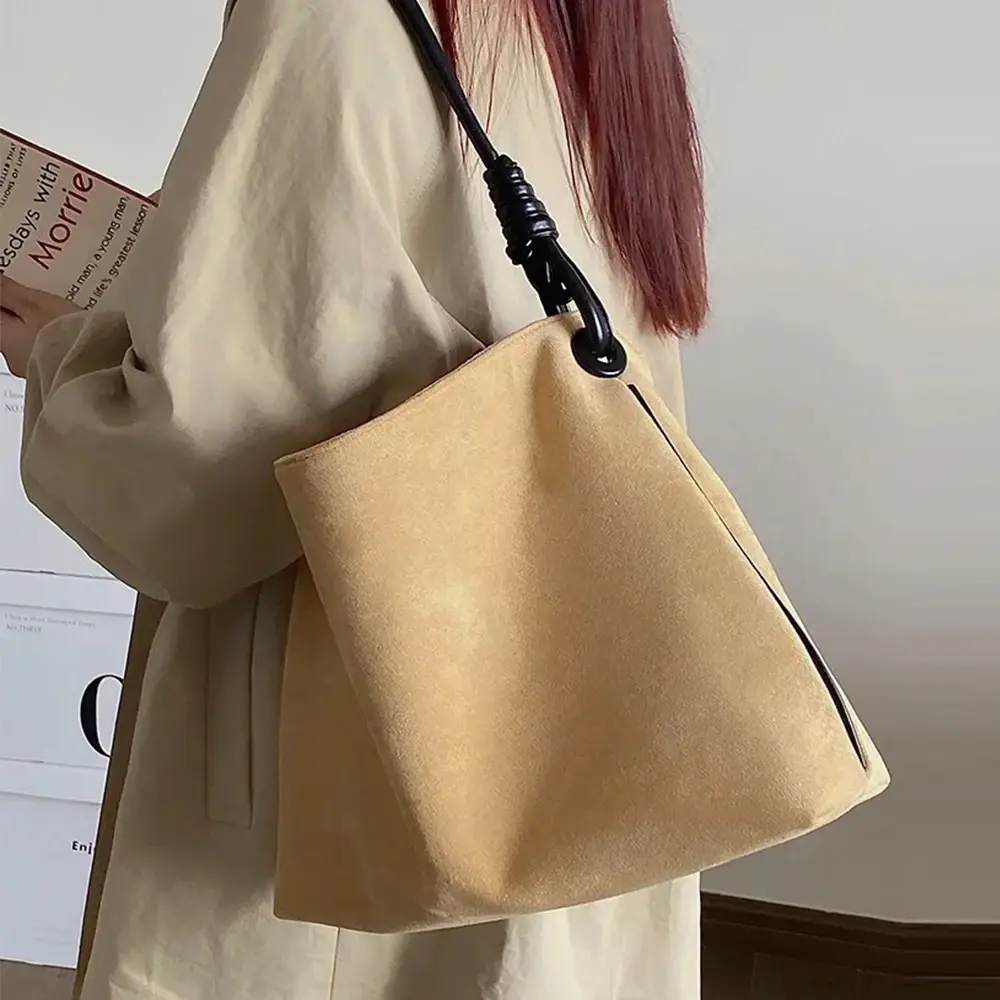 Casual Suede Tote Bag Autumn and Winter Velvet Shoulder Bag Large Bucket Bags for Women Designer Purses and Handbags Shopper New