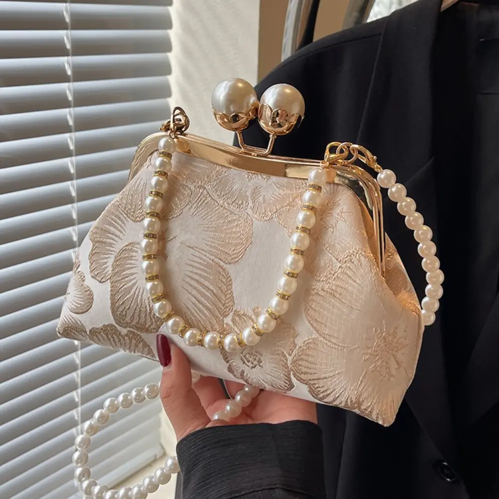 Chinese Style Embroidered Shoulder Bag Clutch Women 2025 French Vintage Luxury Pearl Purse Elegant Fashion Wedding Party Handbag
