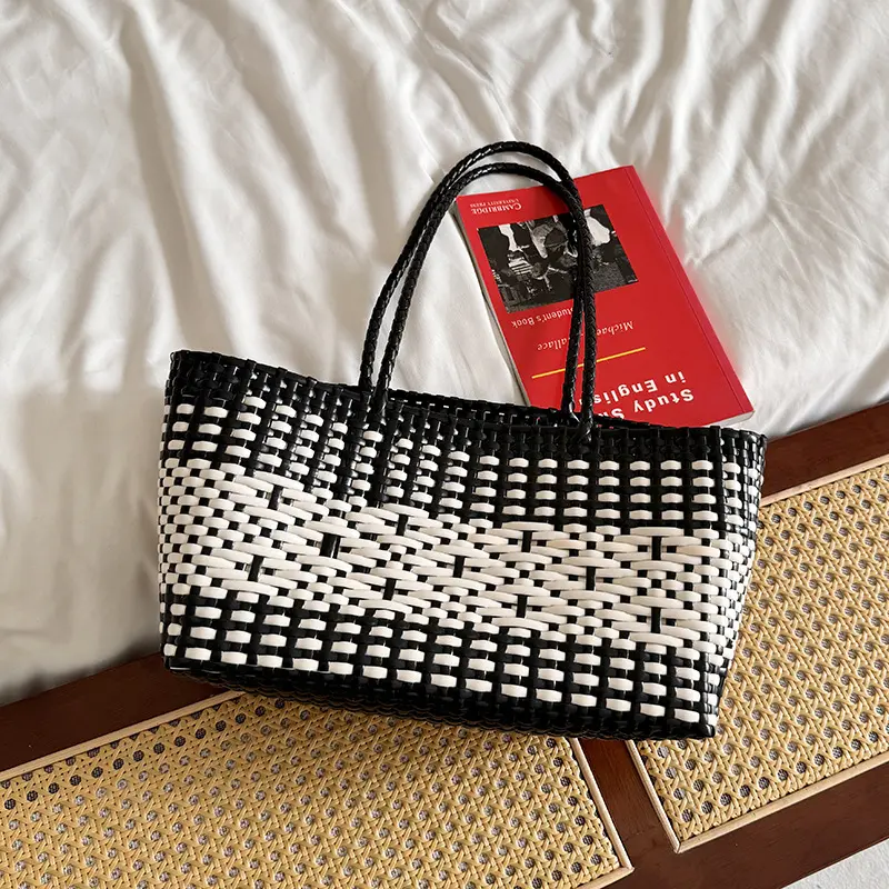 Summer Weave Tote Bags for Women PVC Vegetable Basket Handbag Waterproof PE Picnic Plastic Woven Shoulder Bag Beach Handbags