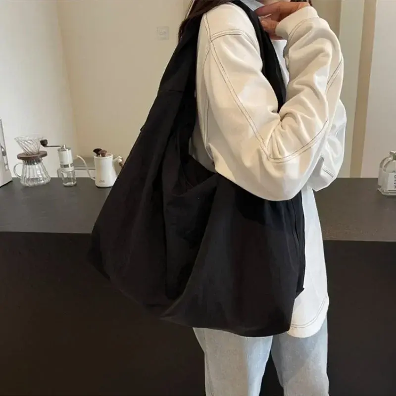 Women Simple Shoulder Bag Multi-Pocket Commuting Tote Bag Large Capacity Nylon Underarm Bag Versatile Shopping Handbag Tote