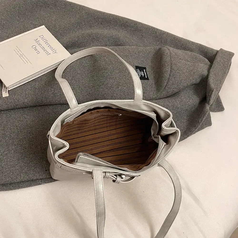 Solid Color PU Leather Underarm Bags for Women Fashion Belt Buckle Design Shoulder Bag 2025 New Y2K Ladies Handbags and Purses