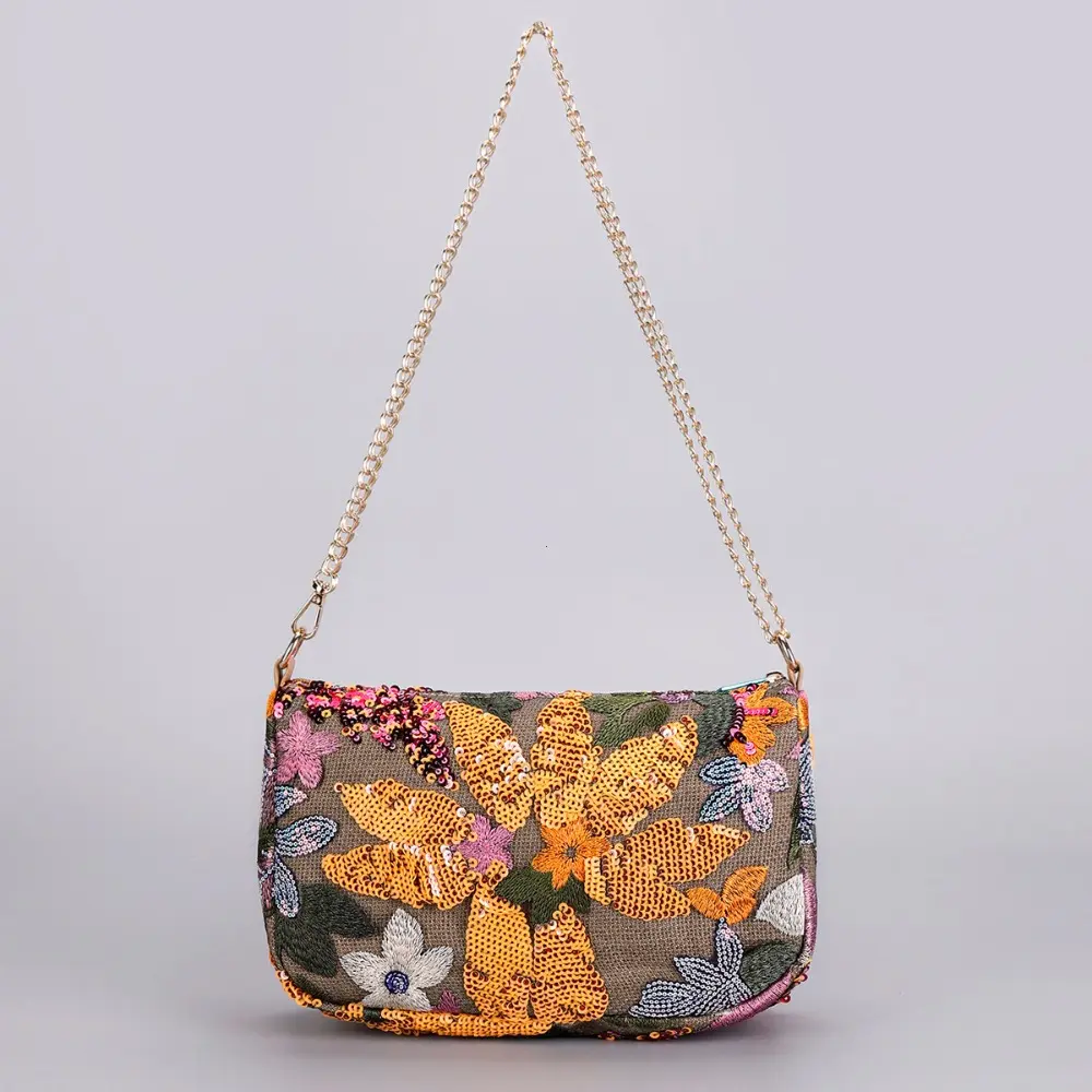 Cute Flower Embroidery Women Shoulder Bags Fashion Sequin Chains Crossbody Bag Summer Casual Beach Bag Hobos Handbag and Purse