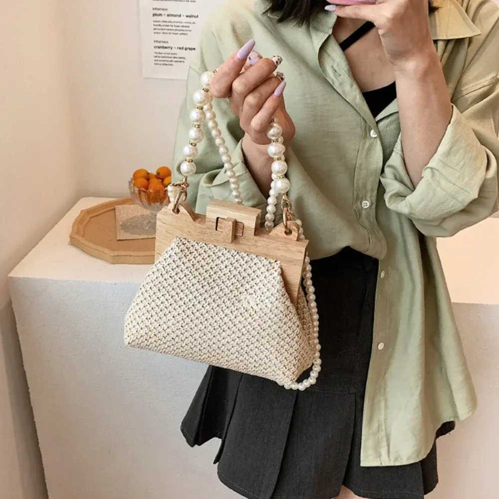 2025 Summer Wooden Rattan Shoulder Bag Brand Luxury Crossbody Bag Nice Pearl Chain Straw Bag Women Hand-Woven Handbags Purse