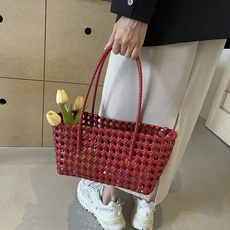 Small Solid Color Weave Tote Bags for Women 2025 Fashion Summer Shoulder Bags Simple Handbags Hollow Out Beach Bag Purse