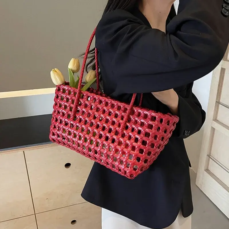 Small Solid Color Weave Tote Bags for Women 2025 Fashion Summer Shoulder Bags Simple Handbags Hollow Out Beach Bag Purse