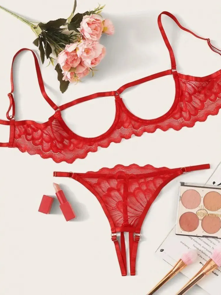 Clearance Sale New Sexy Bowknot Bra Set Women'S Hollow Out Underwear Erotic Cut Out Bra Lingerie G String Thong Set Wholesales