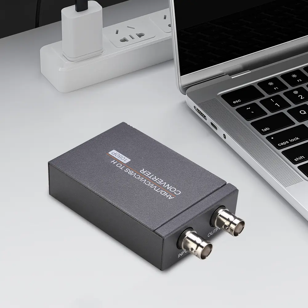 AHD/TVI/CVI/CVBS To HDMI-Compatible Adapter 3MP/4MP/5MP/8MP Signal Adapter 720P/1080P 60HZ Camera Signal Converter