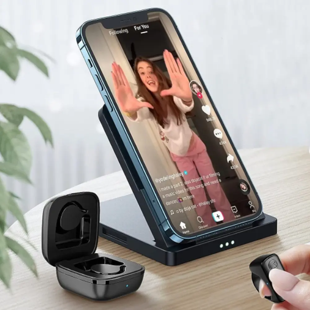 Scrolling Ring for TikTok Bluetooth-Compatible 5.0 Page Turner Clicker Camera Video Recording Remote for Kindle Paperwhite/Oasis