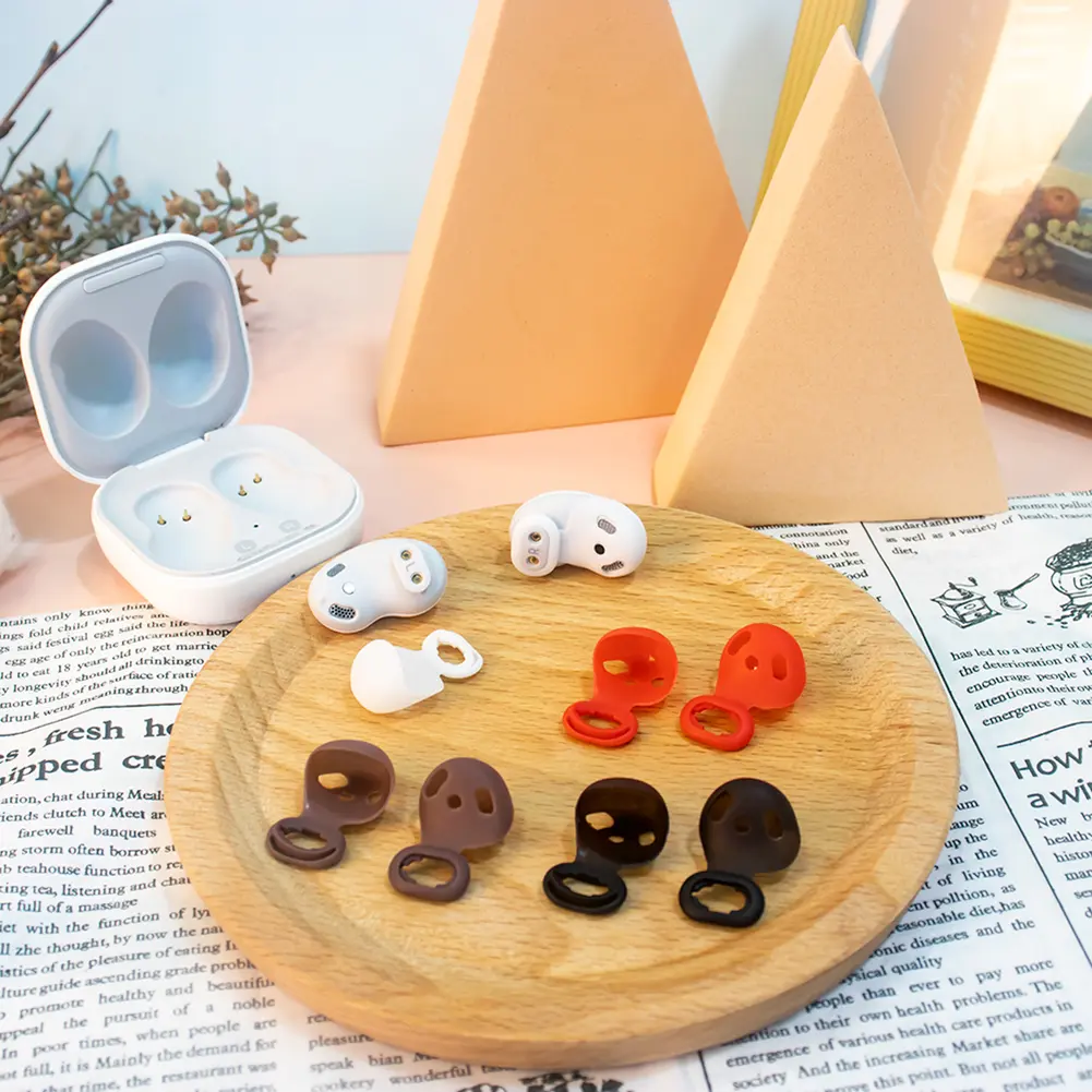 8 Pairs Silicone Ear Tips Non-slip Eartips Cover Replacement Earplug Ear Buds Dustproof for Samsung Galaxy Buds Live Accessories