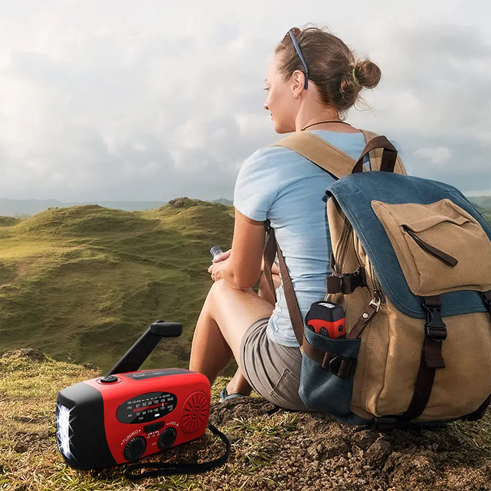 Emergency Hand Crank Radio AM/FM Radio with Flashlight Portable Weather Radio Solar Radio for Outdoor Camping and Emergency