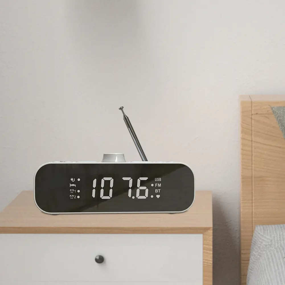 Digital Alarm Clock Radio Rechargeable Digital Radio with Auto-Off Timer Clock Radio for Bedroom