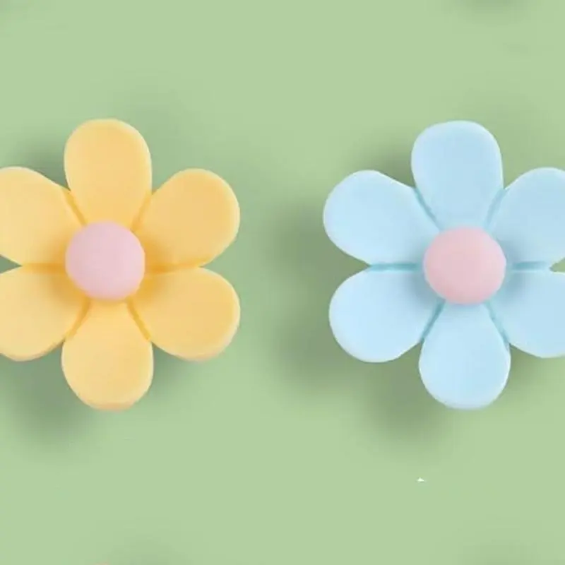 LXAA Flower Head Push Pins for Office Bulletin Board Cork Board Notice Board Pin