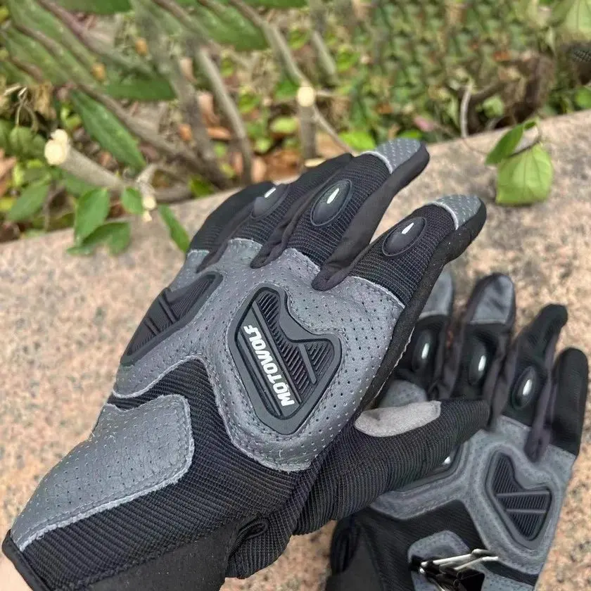 324