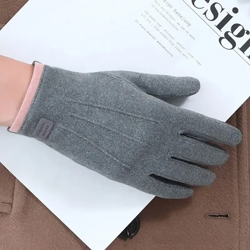 Autumn Motorcycle Essentials Gloves: Warm Touchscreen German Velvet Glove for Women Skiing Motobike Riding Motocross Outdoor