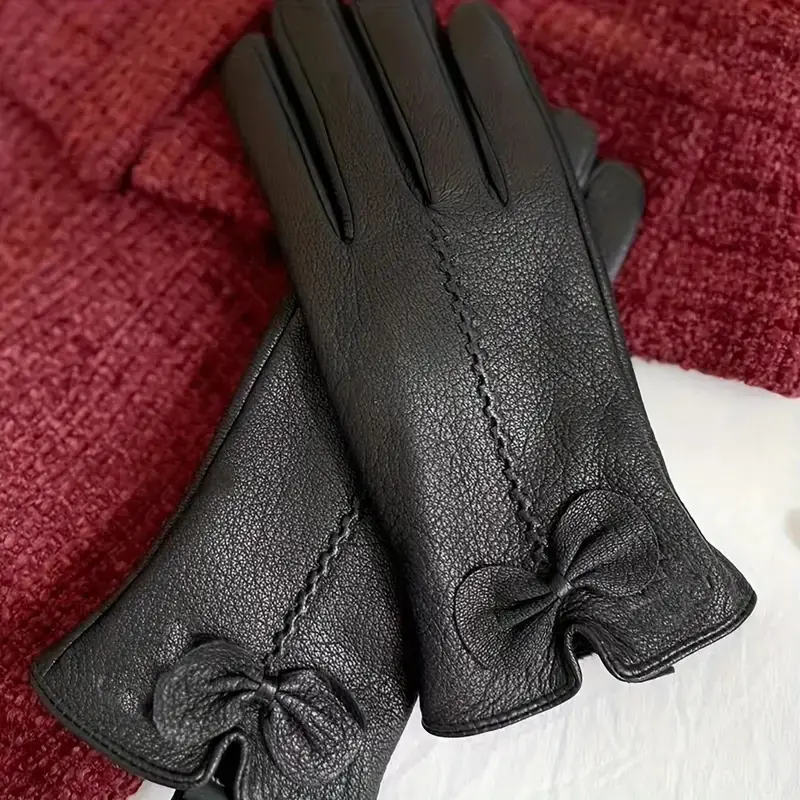 Black Velvet Warm Sheepskin Motorcycle Gloves for Women Versatile Fashionable and Windproof for Autumn/Winter Cycling & Driving