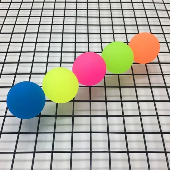 12Pcs/lot Luminous Moonlight High Bounce Toy Balls Kids Gift Party Favor Decoration Kids Glow in the Dark Bouncing Ball GYH