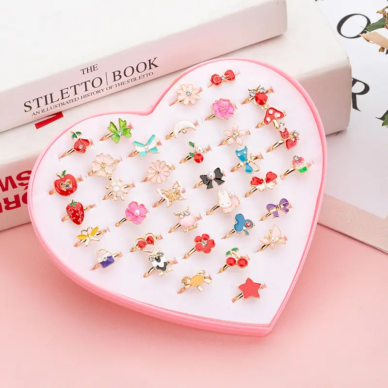 Little Girl Adjustable Rings in Box Children Kids Jewelry Rings Set with Display Case Girl Pretend Play and Dress up Rings