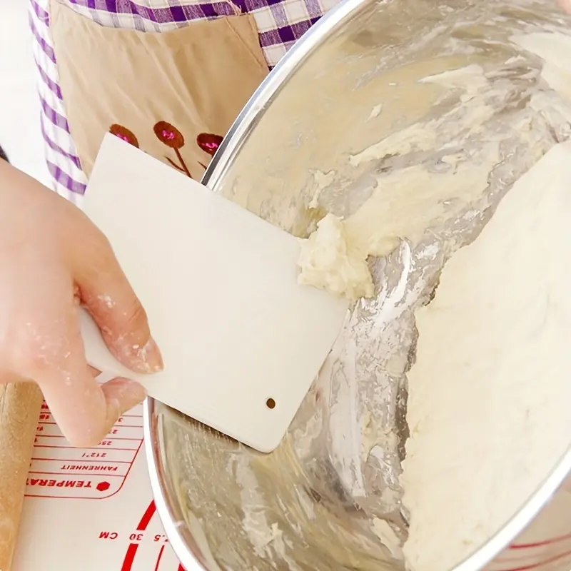 1PC Scraper, vermicelli cake, butter scraper, Mantou cutter, oil scraper, household kitchen baking tools