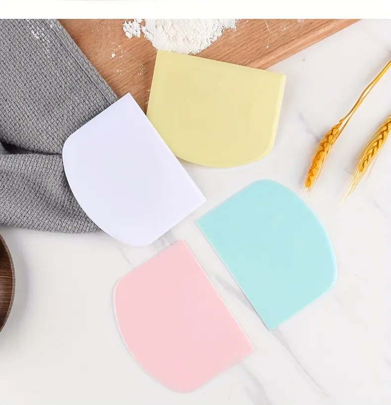 1PC Dough scraper, soft scraper, cake scraper, intestine powder, semi-circular ladder, dough scraper, baking tool, household use