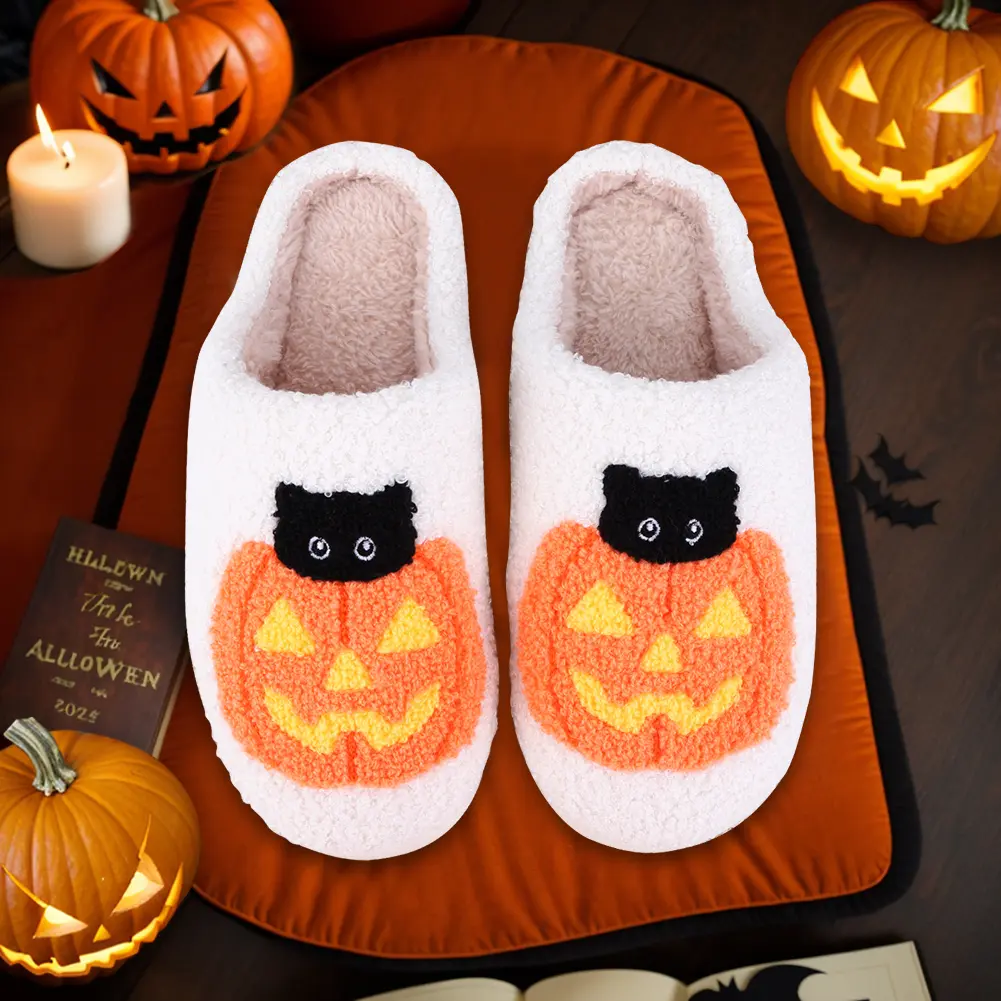 Halloween Pumpkin Cat Slippers Flat Thermal Slippers Comfortable Soft Furry Slipper Cute Black Cat Slippers for Winter