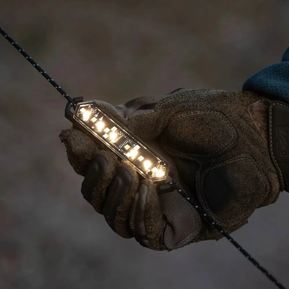 1PC Wind Rope Buckle Light Tent Wind Rope Warning Light Waterproof Lightweight Magnetic Suction Camping Lamp for Outdoor Picnic