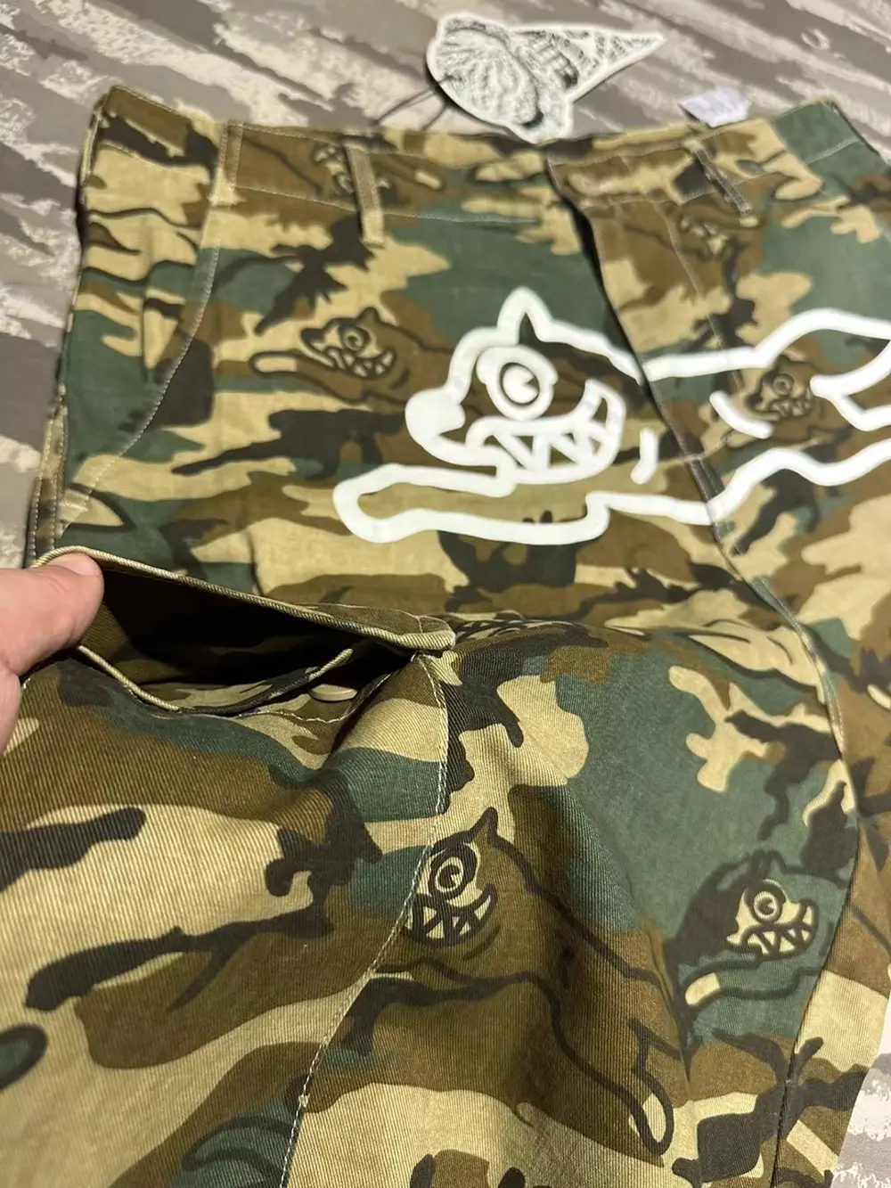 25ss Icecream Running Dog Shorts Trendy American Brand Camouflage Cargo Shorts Multi-Pocket Casual Outdoor Short Pants