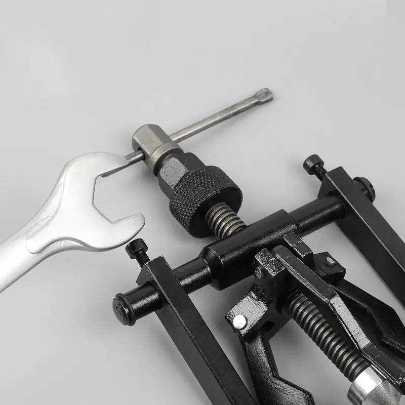 Bearing Puller Tool Three-claw Puller Car Repair Tool Labor-saving Car Separation Extractor Inner Bearing Puller Gear for Car