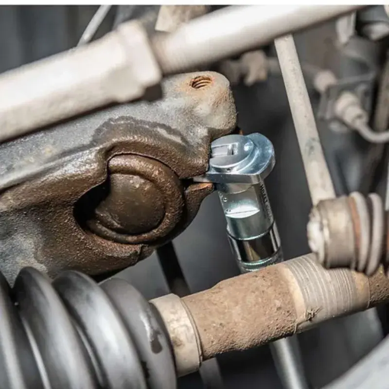 The Ball Head of The Lower Support Arm of The Car Shock Absorber Horn Separator Universal Tool for Dismantling and Disassembling