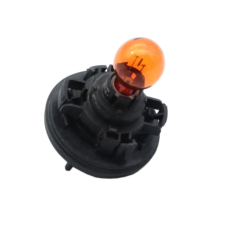 Car Turn Signal Bulb 12V 24W L323GD PY24W For BMW X5 X6 5 Series F18 Halogen Lamp Yellow Steering Lamp Bulb 1300610092
