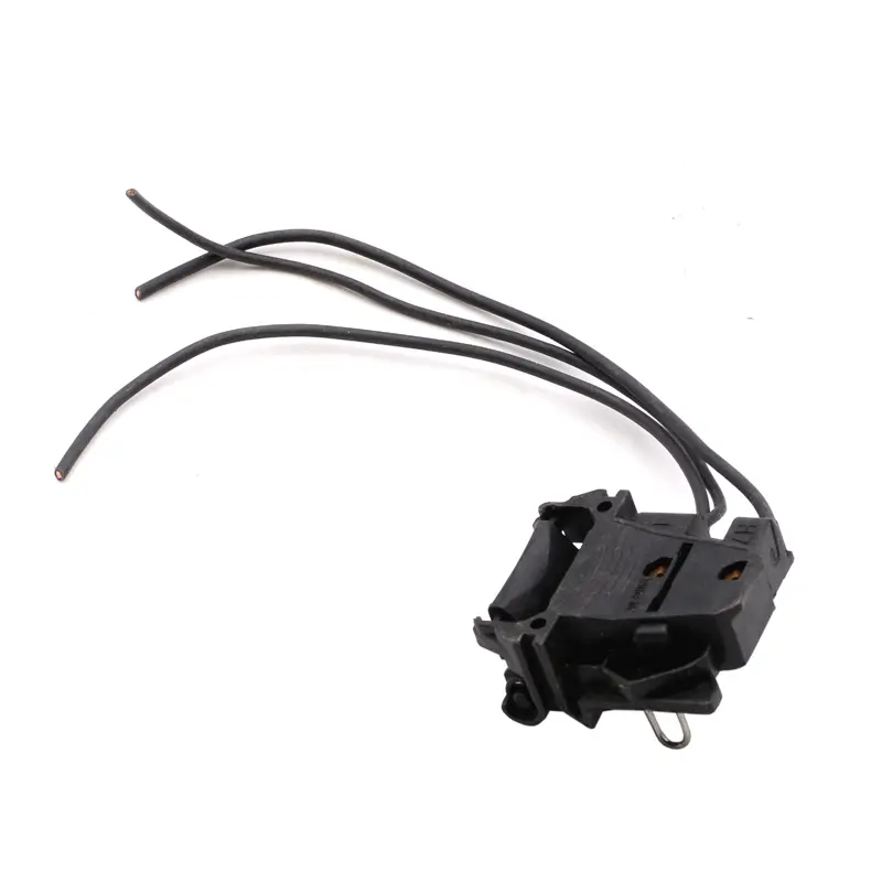 Car 3-Wire H7 Low Beam Lamp Headlight Bulb Holder Adapter Harness For Ford Focus 2 MK2 Focus 3 MK3