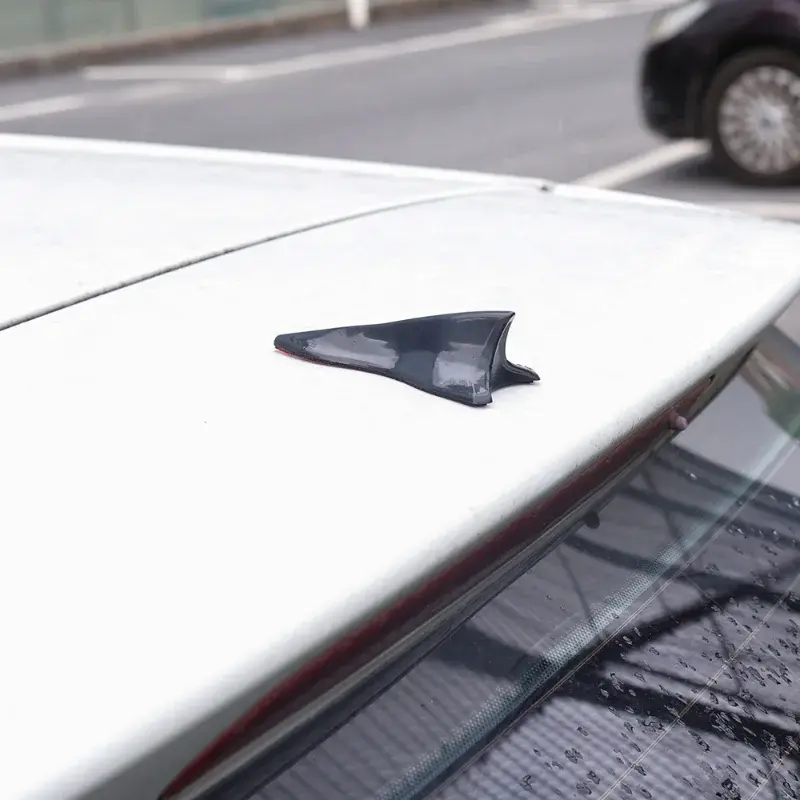 Universal Rear Roof Shark Fins Spoiler Wing Kit Shark Fin Diffuser Vortex Generator Car Roof Spoiler Bumper Spoiler