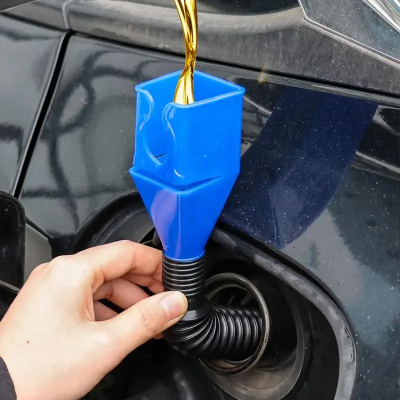 Car Folding Telescopic Hose Refueling Funnel Engine Oil Funnel Tool Car Motorcycle Oil Filling Equipment Tools Auto Accessories