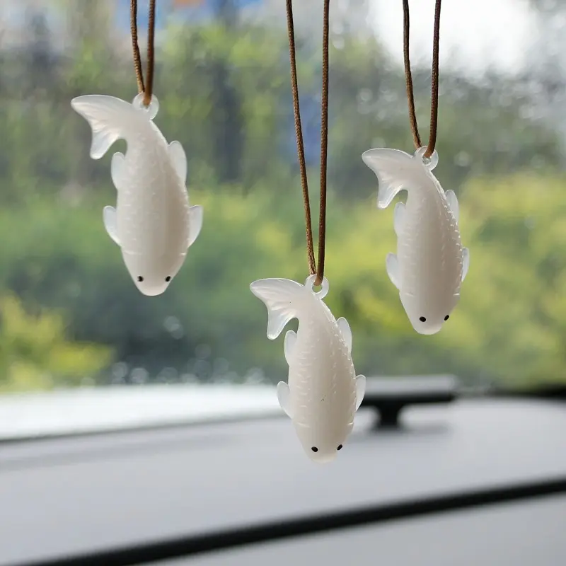 Orange Grilled Fish Pendant Color Change in Sunlight Car Pendants Bag Decorations Keychain Decorations Auto Interior Accessories