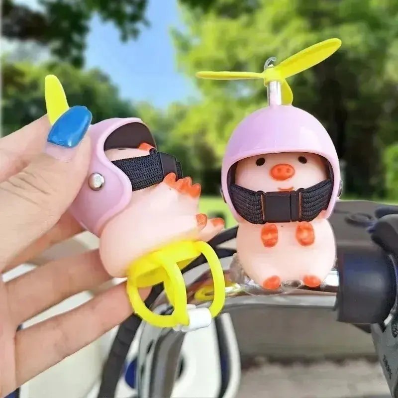 Car Motocycle Decor Sticker Pink Small Pig Animal Toy with Helmet Break Wind Moto Driving Toy Auto Styling Ornaments 2PCS