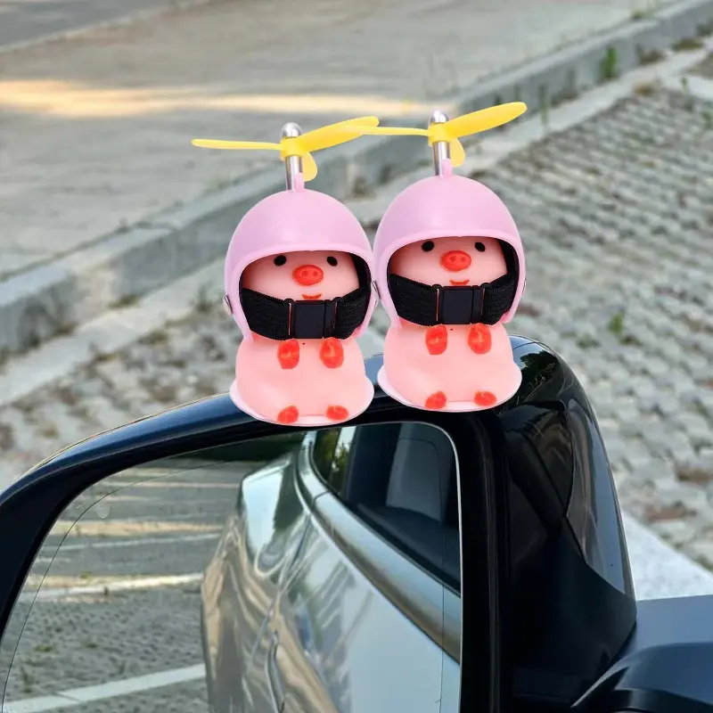 Car Motocycle Decor Sticker Pink Small Pig Animal Toy with Helmet Break Wind Moto Driving Toy Auto Styling Ornaments 2PCS