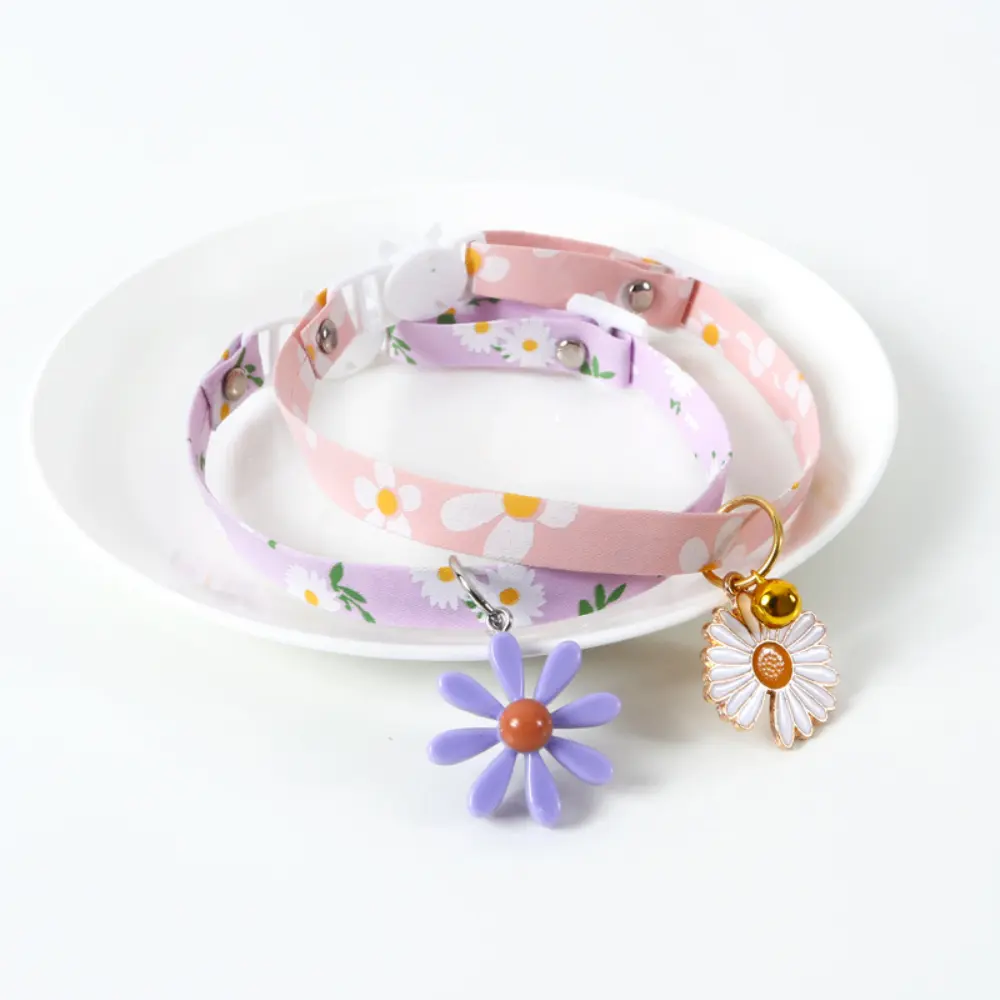 Adjustable Floral Pet Collar - Breakaway Safety Design with Bells for Cats & Small Pets